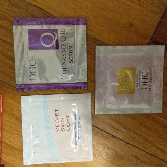 DHC skin care samples - Picture 8 of 10